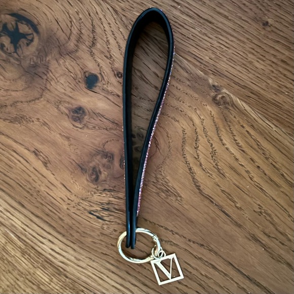 NWOT VS Wrist Strap Keychain - Picture 4 of 9